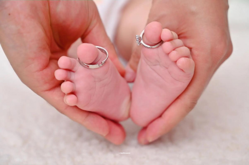 招远怎样给宝宝喂奶 招远怎样给宝宝喂奶